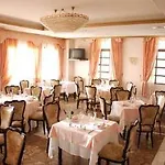 Dracos Hotel Cebreros