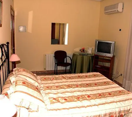 Dracos Hotel 3*
